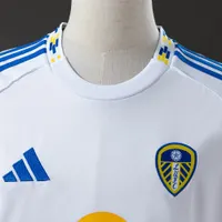 Camisa Leeds United I 2025/26, foto 3