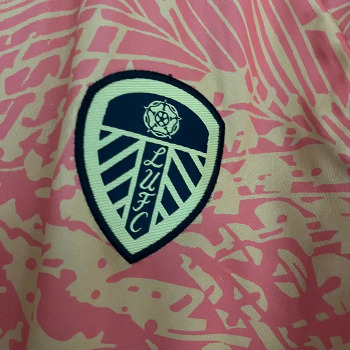 Camisa Leeds United III 2023/24, foto 2