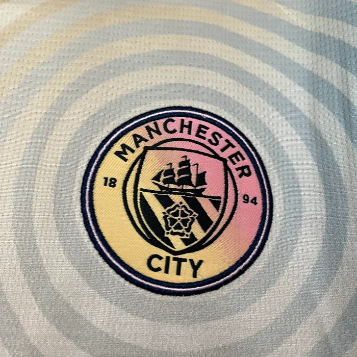 Camisa Manchester City Man X Noel Gallagher 2024/25, foto 2