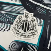 Camisa Newcastle Pré-jogo 2024/25, foto 2