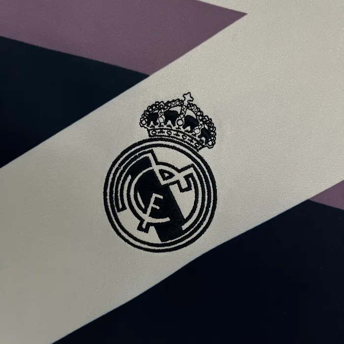 Camisa Real Madrid Pre Match 2023/24, foto 2