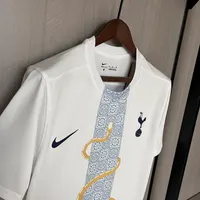 Camisa Tottenham Year OF The Snake 2025/26, foto 3