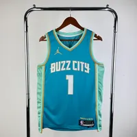 Regata Charlotte Hornets C City Edition 2023/24, foto 1