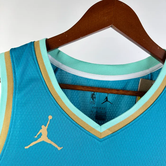 Regata Charlotte Hornets C City Edition 2023/24, foto 2