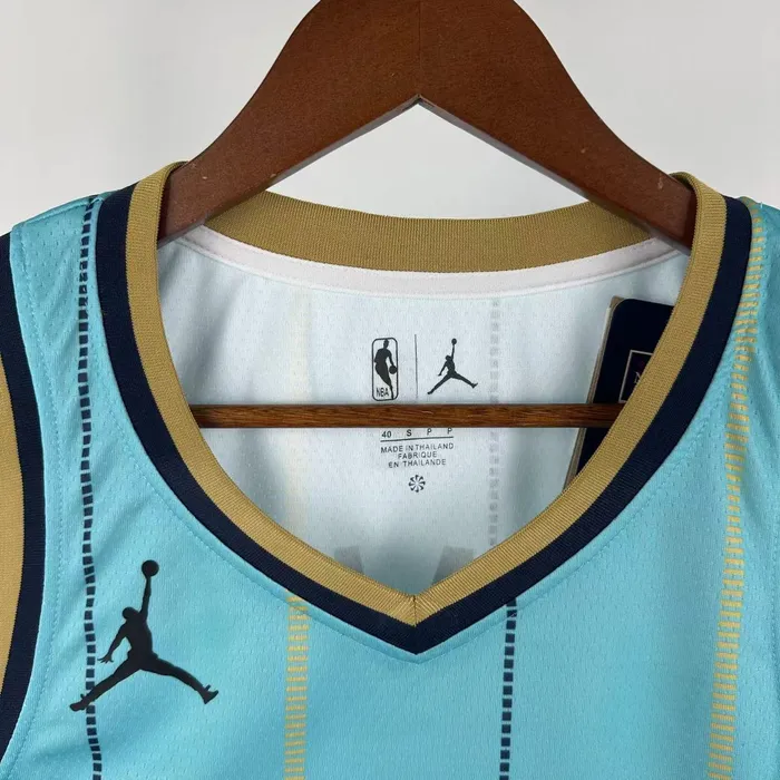 Regata Charlotte Hornets C City Edition 2024/25, foto 2