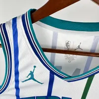 Regata Charlotte Hornets C Classic Edition 2019 Retrô, foto 2