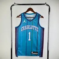 Regata Charlotte Hornets C Classic Edition 2023/24, foto 1