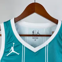 Regata Charlotte Hornets C Icon Edition 2022/23, foto 2
