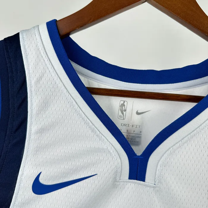 Regata Dallas Mavericks D Association Edition 2022/23, foto 2