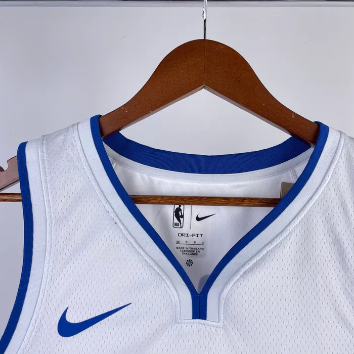 Regata Detroit Pistons Association Edition 2022/23, foto 2