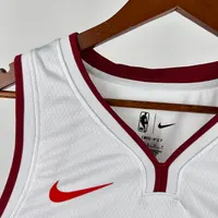 Regata Miami Heat Association Edition 2022/23, foto 2