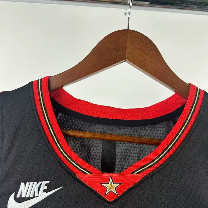 Regata Philadelphia 76ers Classic Edition 2025/26, foto 2