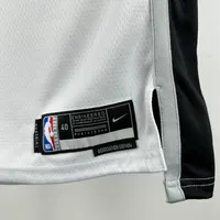 Regata San Antonio Spurs Association Edition 2022/23, foto 4