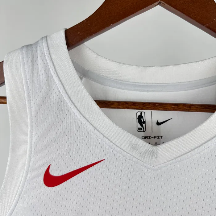 Regata Toronto Raptors Association Edition 2022/23, foto 2